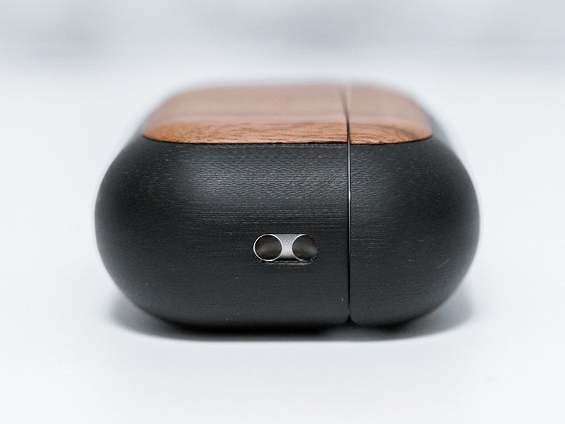 Hacoa 高級天然木と高強度素材G10のAirPods Pro専用ケース レビュー