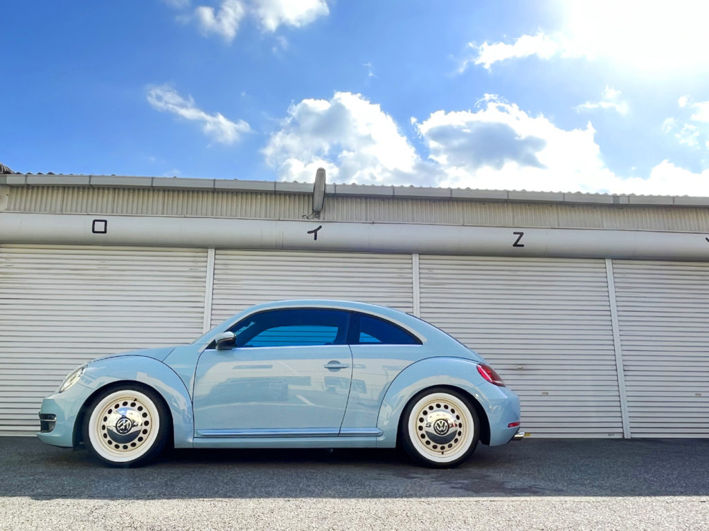 デニムブルーのザ ビートルをローダウン☆ – ジムニーJB64W＆シエラ