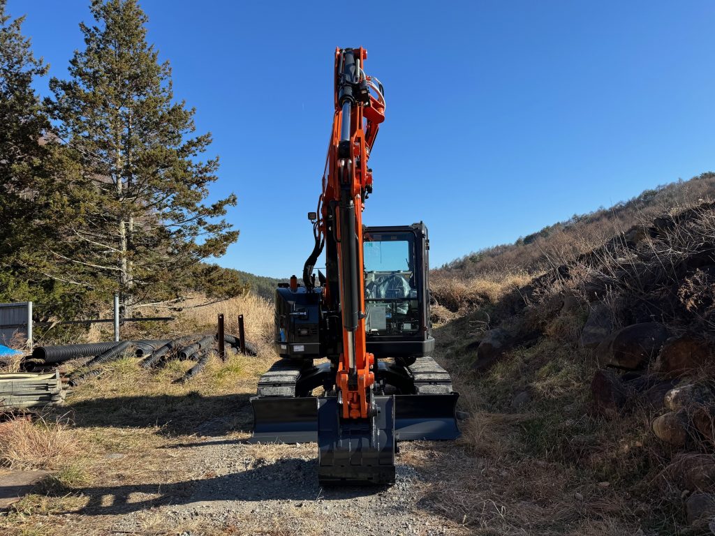 業務車両の紹介25 HITACHI ZX75UR-5B – 木下建工