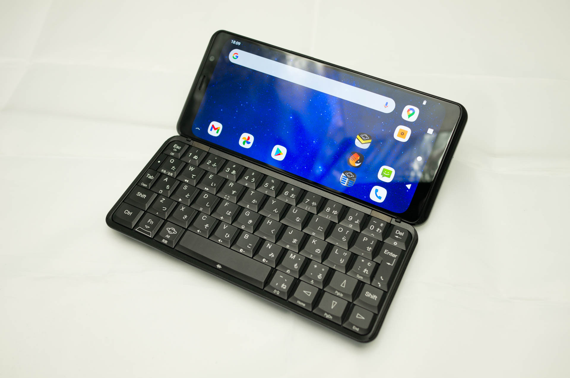 フルキーボード端末「Astro Slide 5G」が来日したので触ってみた