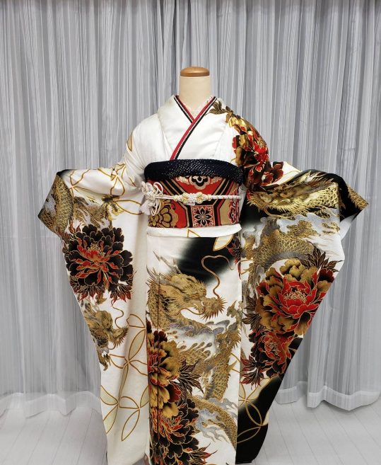 参列振袖[池田美優]白に金黒赤の龍と牡丹、七宝[身長168cmまで]No.1020