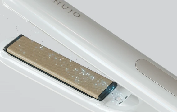 KINUJO MINI IRON -deux-｜前髪も潤うミニアイロン。海外対応。