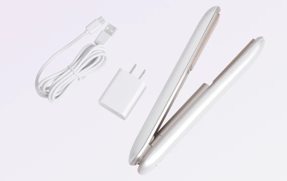 Luxejewel（ラグジュエル）｜コードレスヘアアイロン。持ち運びに便利