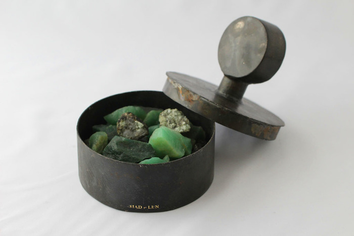 溶岩石と樹脂のポプリ「MAD et LEN（マドエレン）」。植物の優しい香り