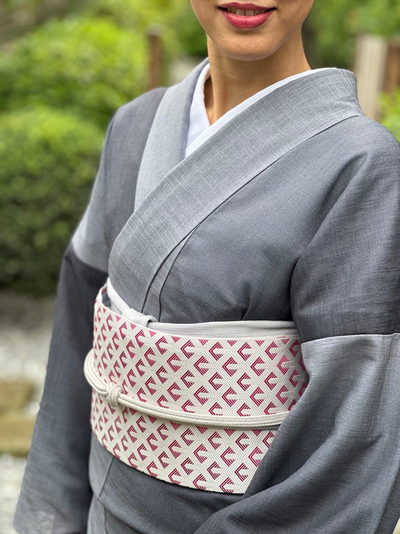 アゲ帯！博多織八寸名古屋帯 毘沙門亀甲 純白×ローズレッド [紅衣