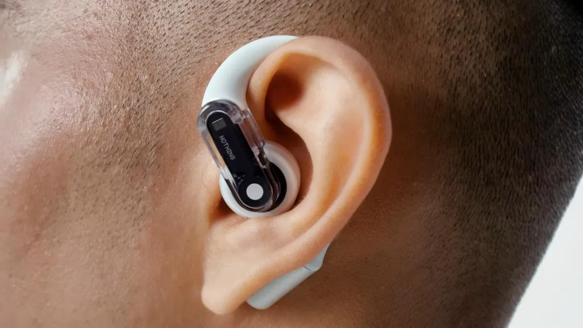 Nothing、 初のオープン型イヤホン 「Ear (open)」 を発表。 ChatGPT