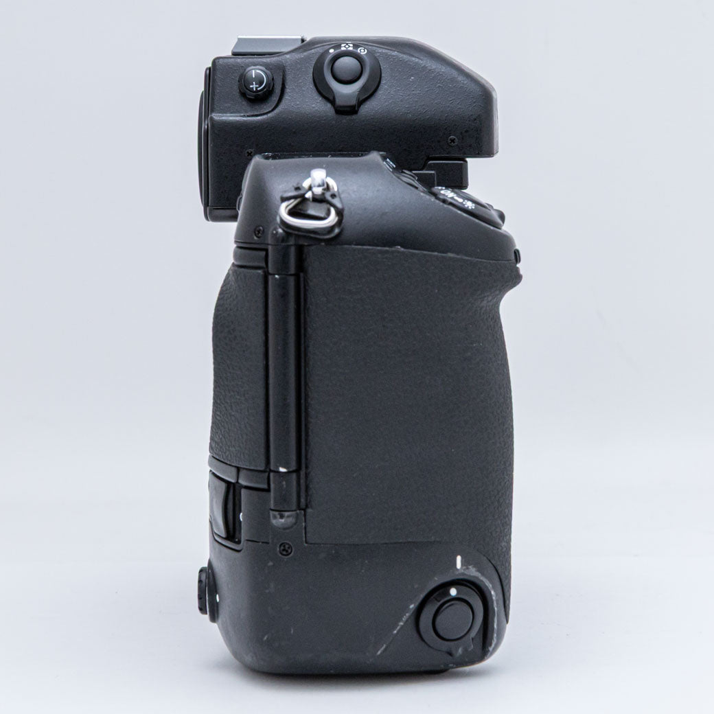 Nikon F5 – ねりま中古カメラきつね堂