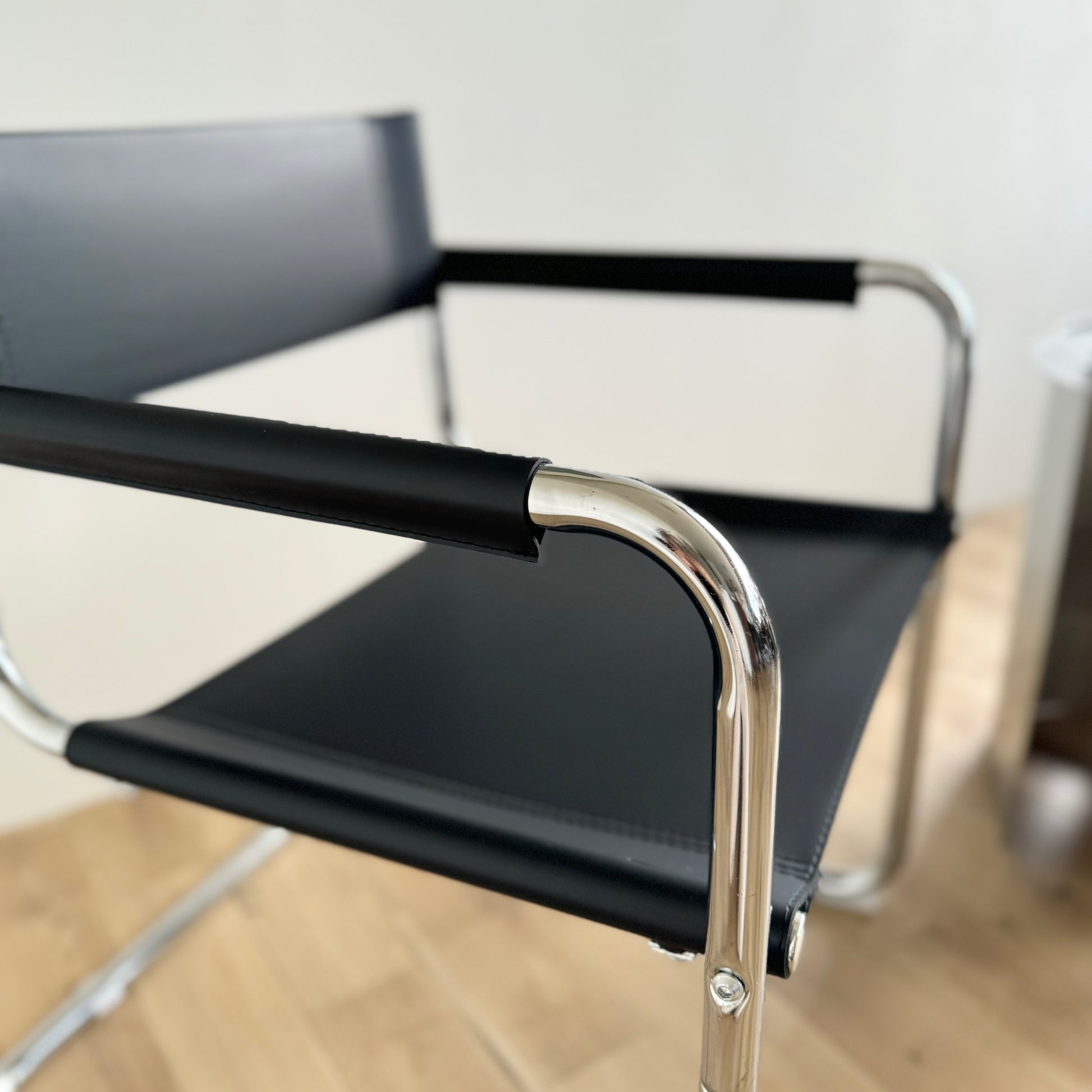 チェア｜スタイリッシュカンティレバーチェア - territory