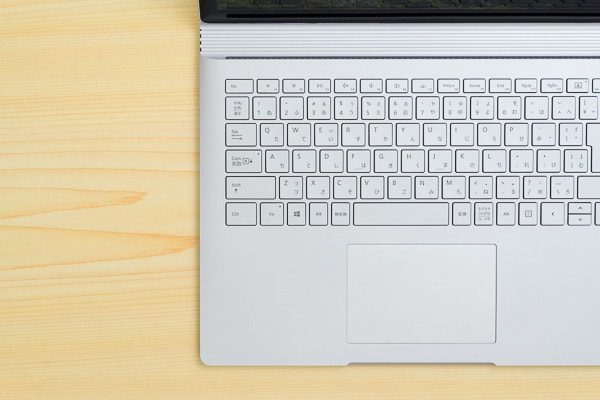 Surface Book 2 （13.5インチモデル）レビュー：性能とデザイン