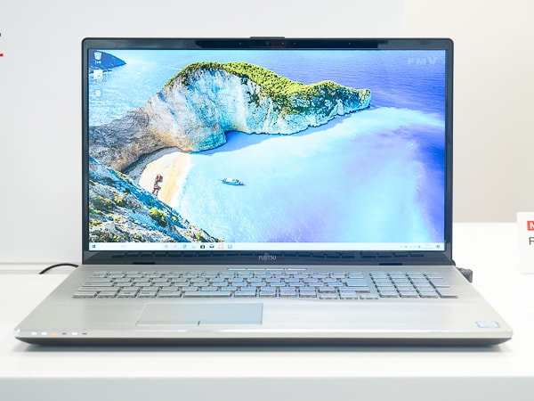 富士通 LIFEBOOK NH［WN1/D2］ 展示機レビュー：TVを観られる17インチ