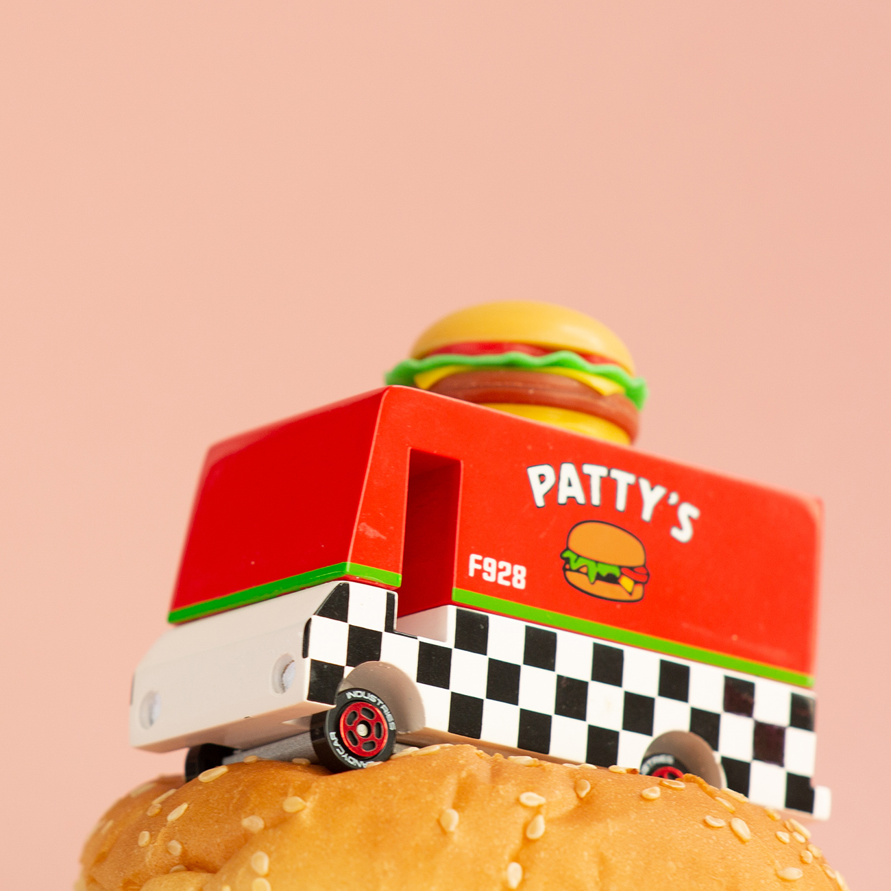 Hamburger Van | KOALA KICKS