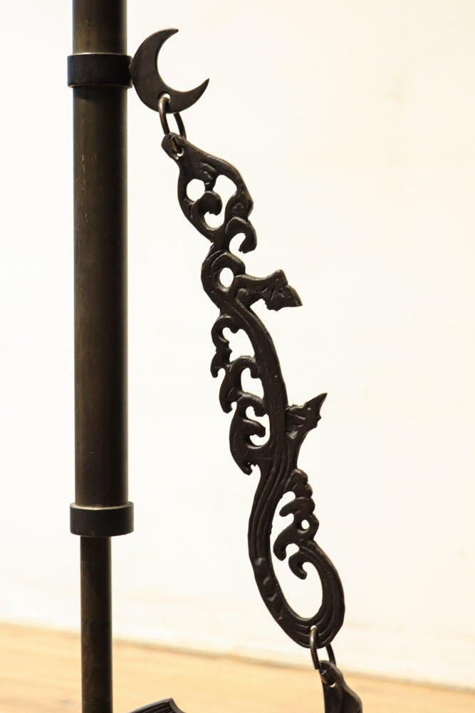 縁起の良い鯛を飾る真鍮製の自在鉤 DC6279 – 古福庵 [ KOFUKUAN