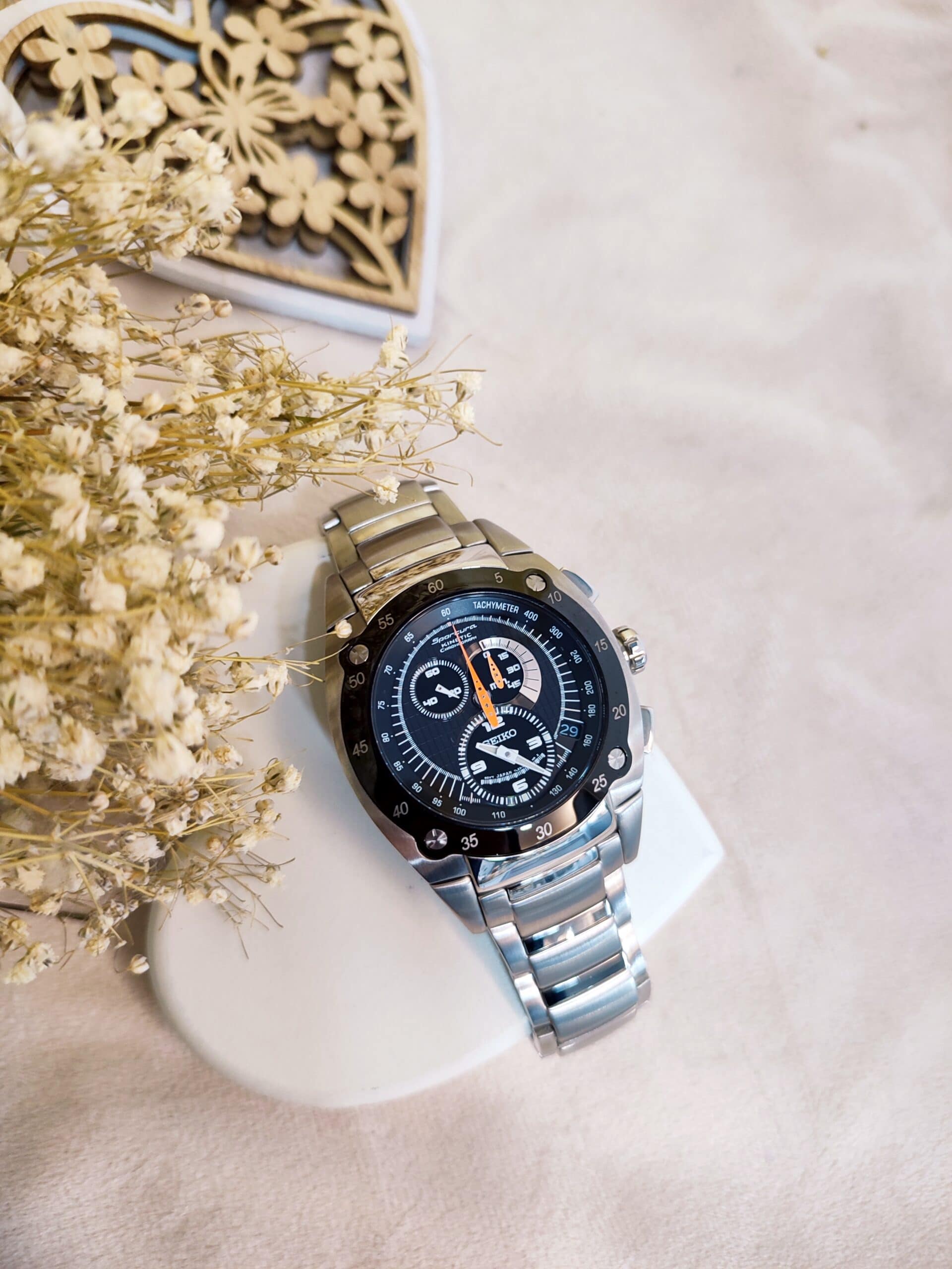 SEIKO Sportura Kinetic Chronograph SNL043P1 - Kokkalis Jewels