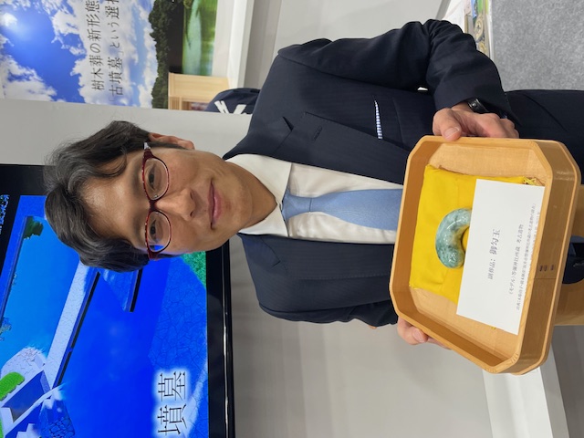 竹田城】古墳期『糸魚川翡翠勾玉』出土品 超特大勾玉 9.0cm子持勾玉