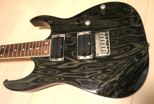 □1本のギターでハムサウンドもシングルサウンドも！欲張りさんが気に