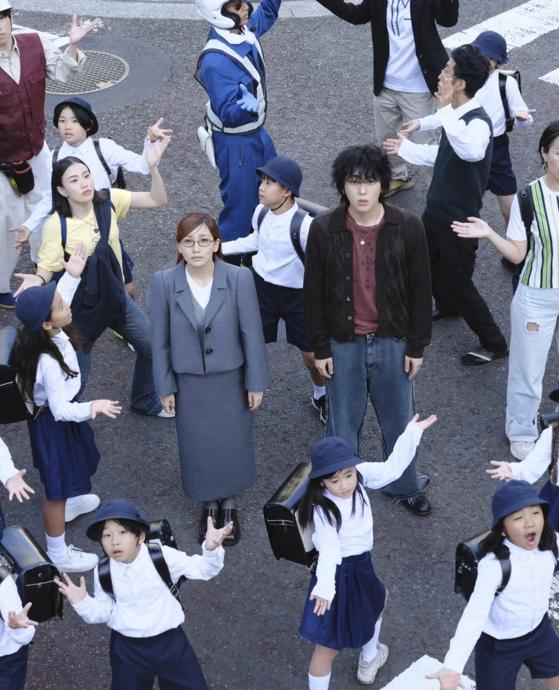 ZICOがYOASOBIのLilas (ikura)と新曲「DUET」をリリース