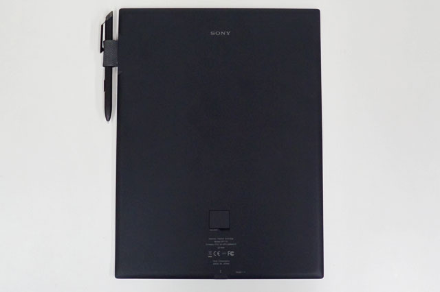 A4サイズのデカいデジタルペーパー「DPT-1」、まずはセットアップと