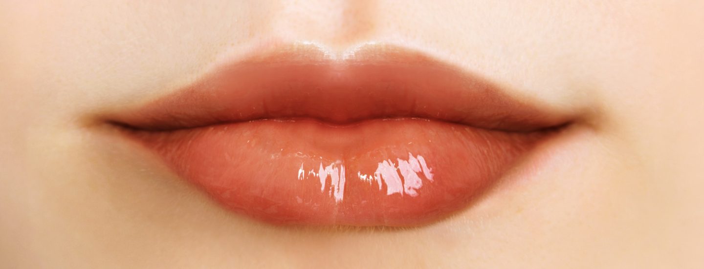 ニベアのカラーリップから待望の「色持続タイプ」が新登場！うるおい