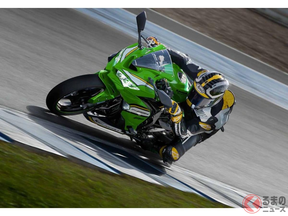 カワサキ新型「Ninja ZX-25RR」日本初導入！ めちゃ贅沢な