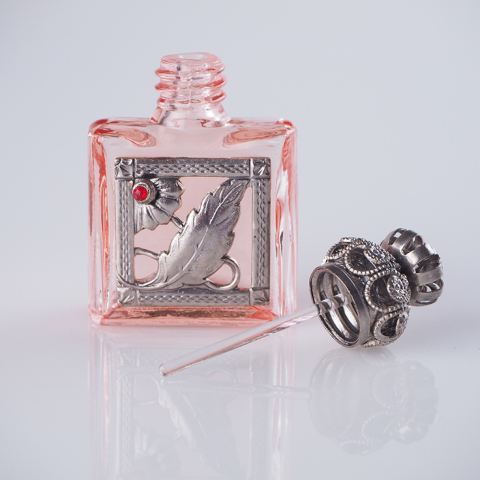 KUROKABE】チェコ製香水瓶458906-N | KUROKABE | 黒壁公式オンライン