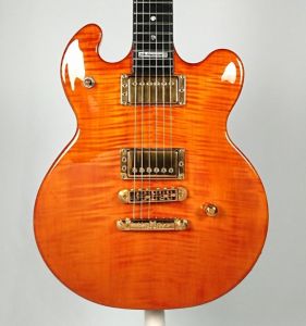 ナチュラル / 木目 系、マホガニーのエレキギター検索結果一覧