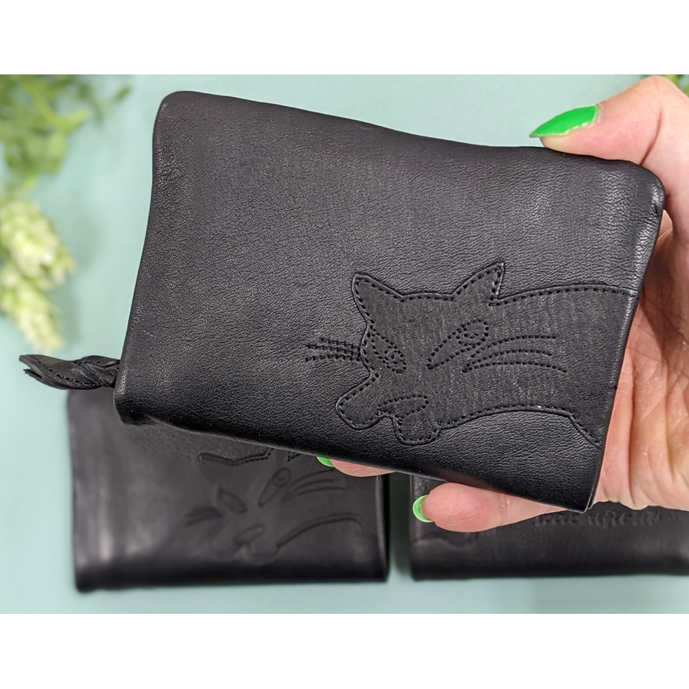 わちふぃーるど新宿ラビリンス店 / すごくやわらかチップ折り財布 黒