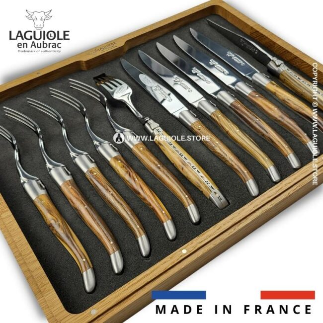 Laguiole en Aubrac 12 piece Cutlery Set Pistachio wood handle