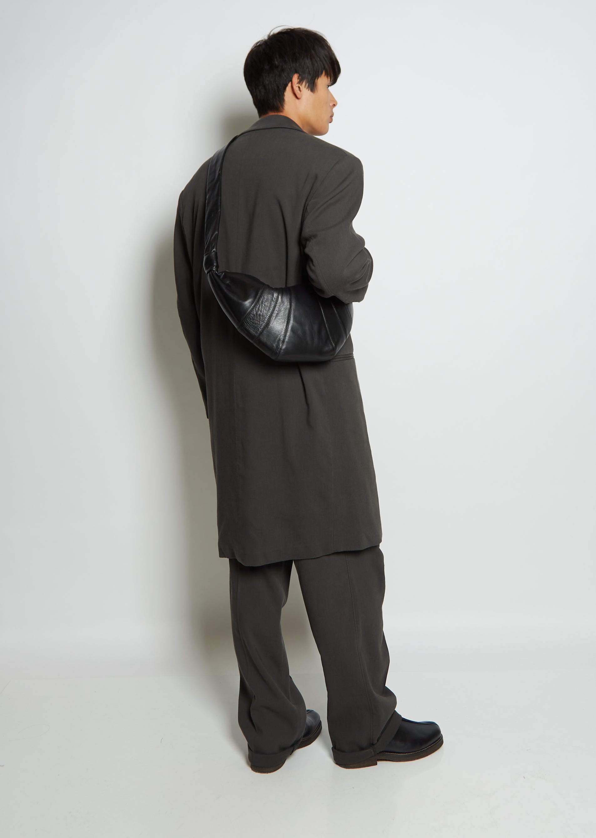 Medium Croissant — Black – La Garçonne