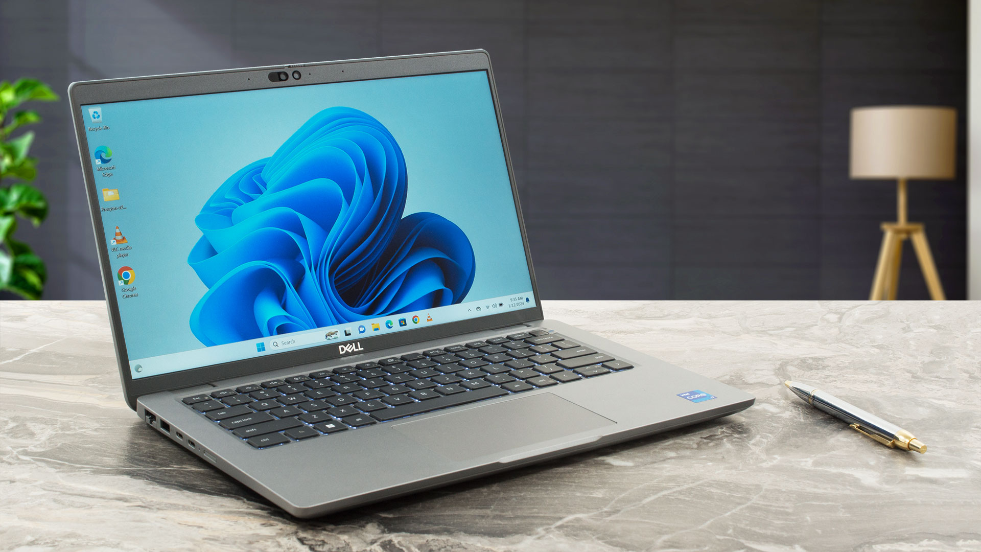 Dell Latitude 14 5440 review - surprisingly good | LaptopMedia.com
