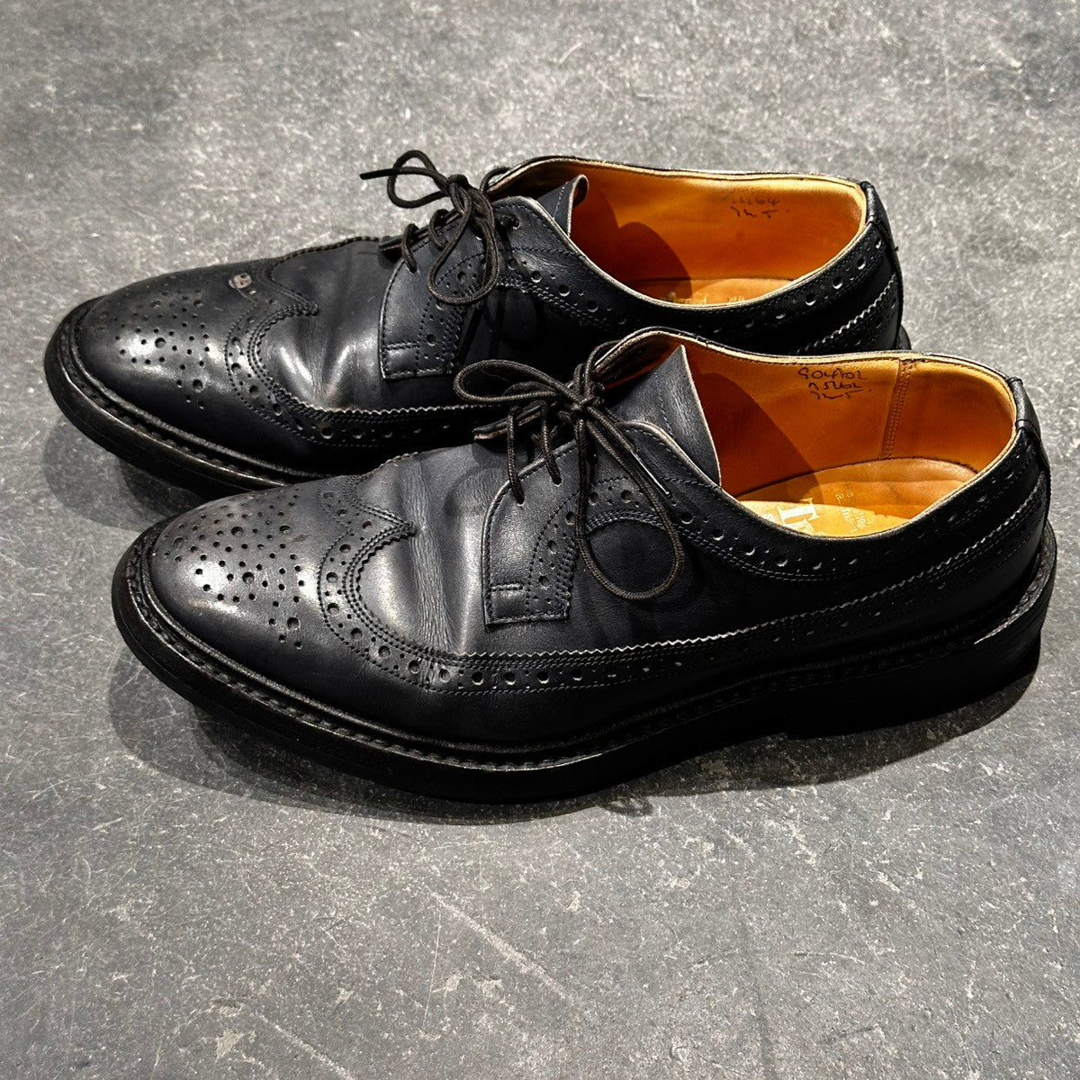 Tricker's】トリッカーズ ロングウイングチップ M5164 カーフ ネイビー
