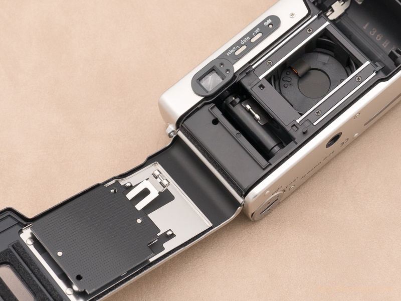 高級コンパクト】Rollei AFM35 外観レビュー | 収差Love