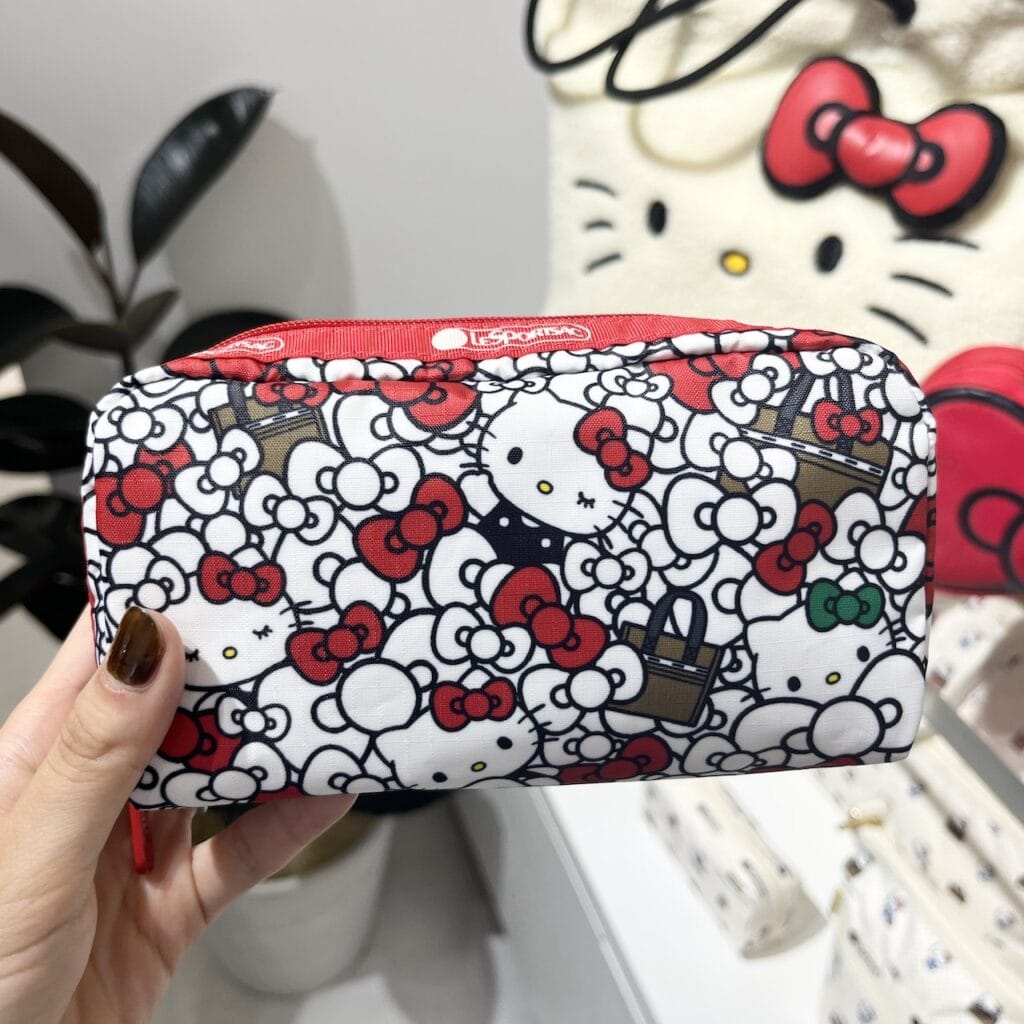 レスポートサック×ハローキティ】展示会で見つけた大人可愛いポーチ7選