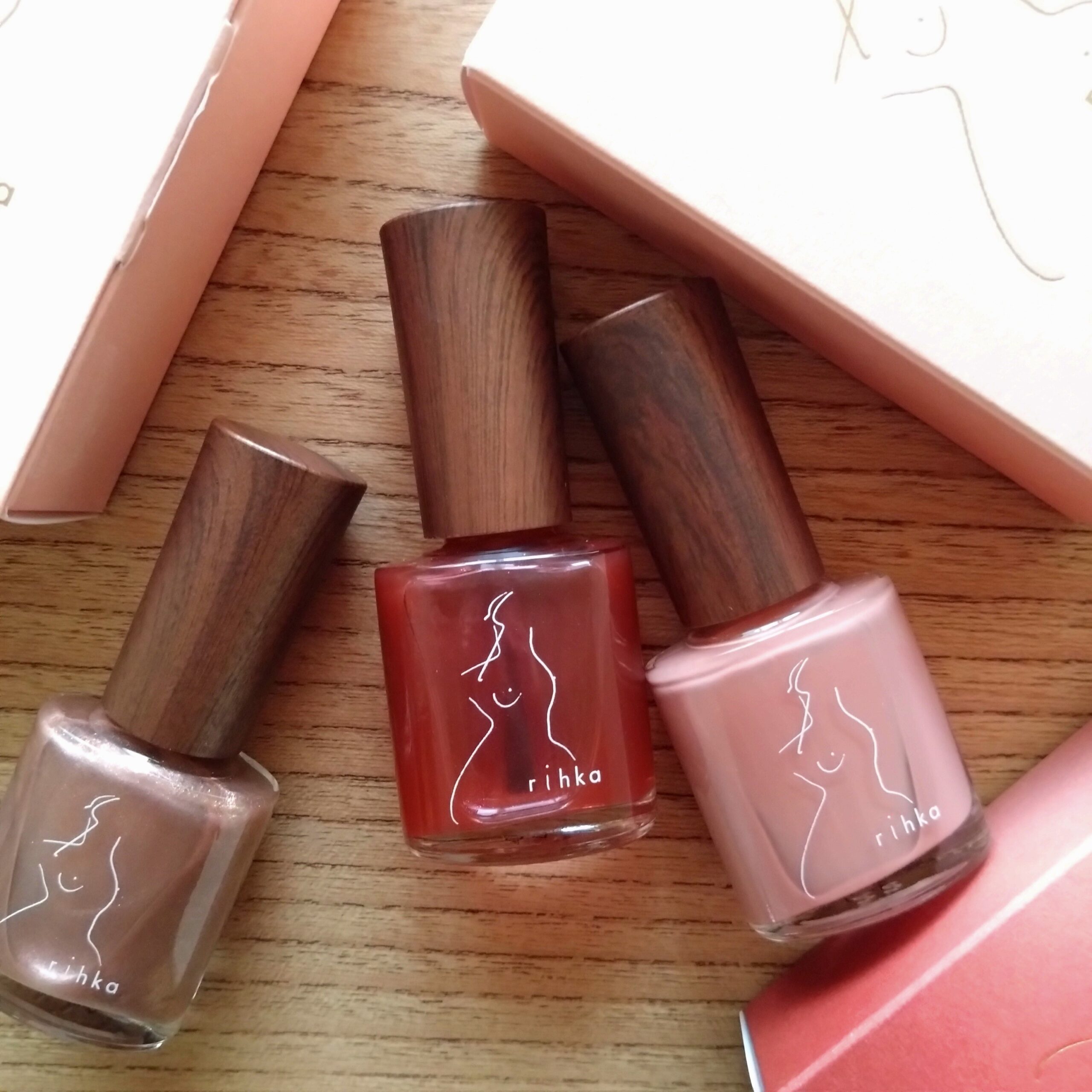 rihka：nail polishのお気に入りカラー。 | LEE