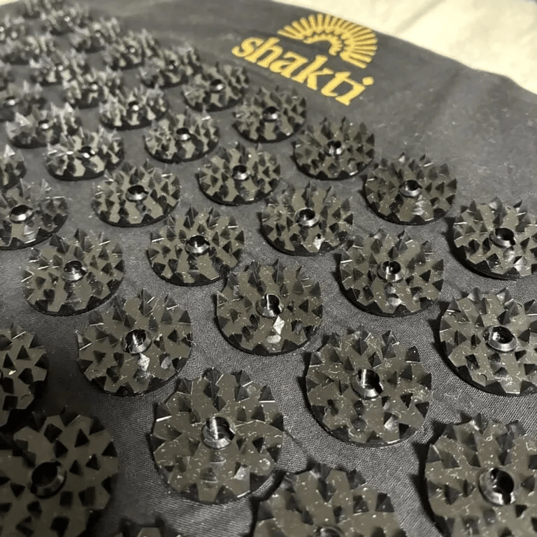 話題の「シャクティマット」40代愛用レポ！2名分】痛みは？使い続けて