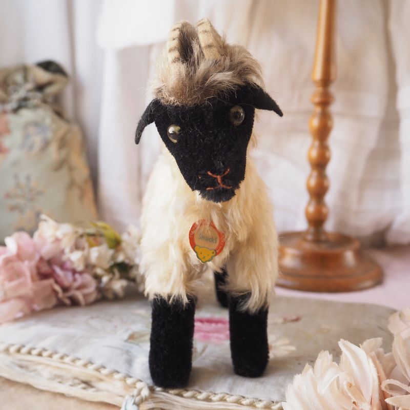 シュタイフ社黒い山羊/snuckiタグ付き jouet・おもちゃ