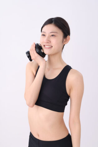 4D STYLE STINGER | 3種類のモードが選べるケアマシン