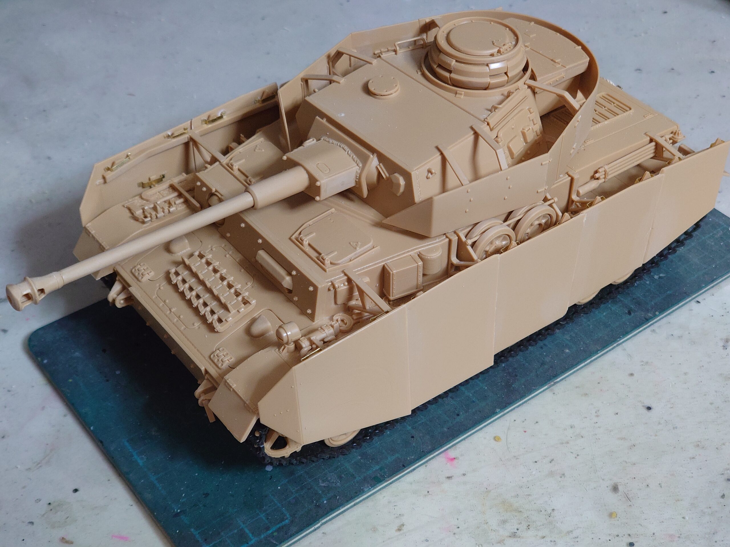 タミヤ IV号戦車H型(初期型) 製作記④ | 模型大隊戦闘日誌