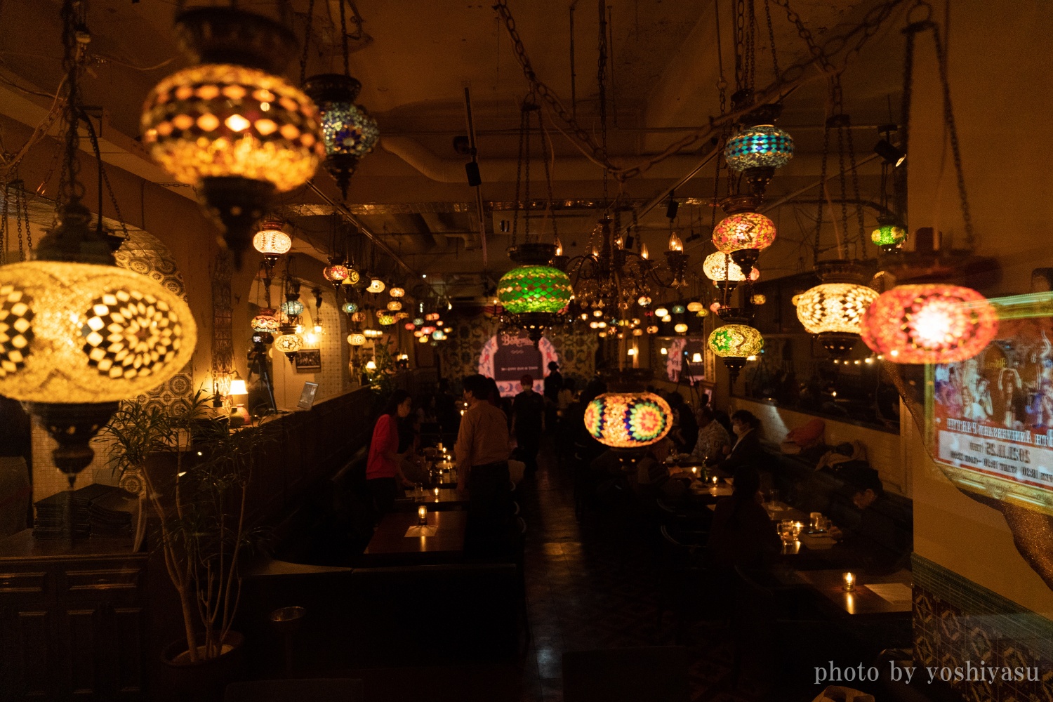 Cafe BOHEMIA - LD&K inc