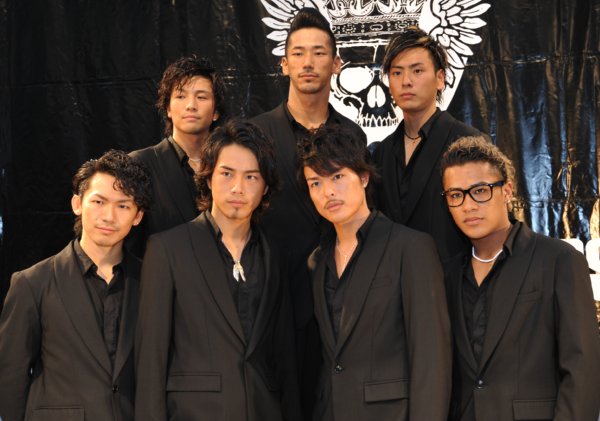 三代目JSB】小林直己(こばやしなおき)を徹底解説！歴代アー写画像あり