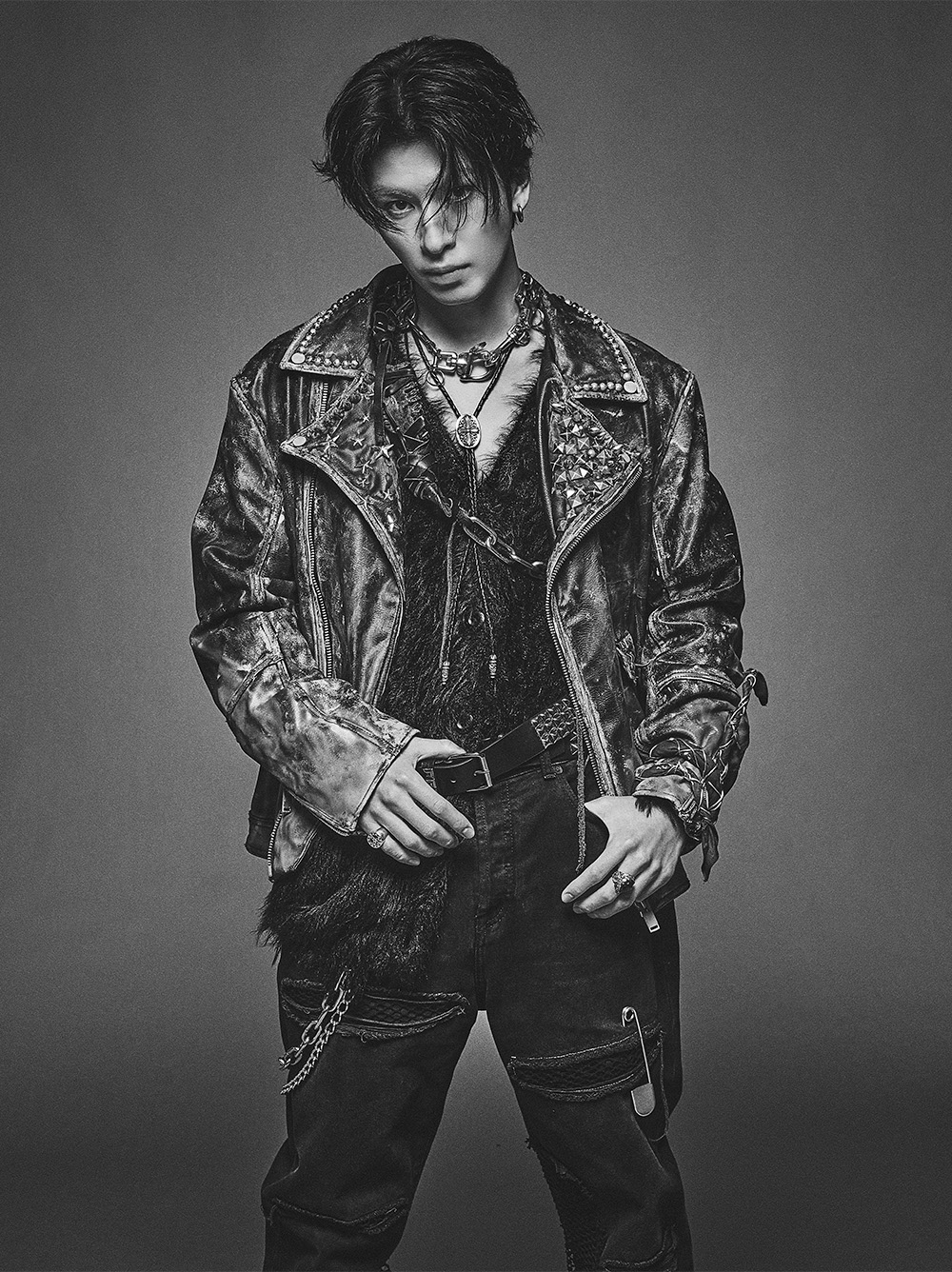 長谷川慎| ARTIST | LDH - LOVE + DREAM + HAPPINESS TO THE WORLD -