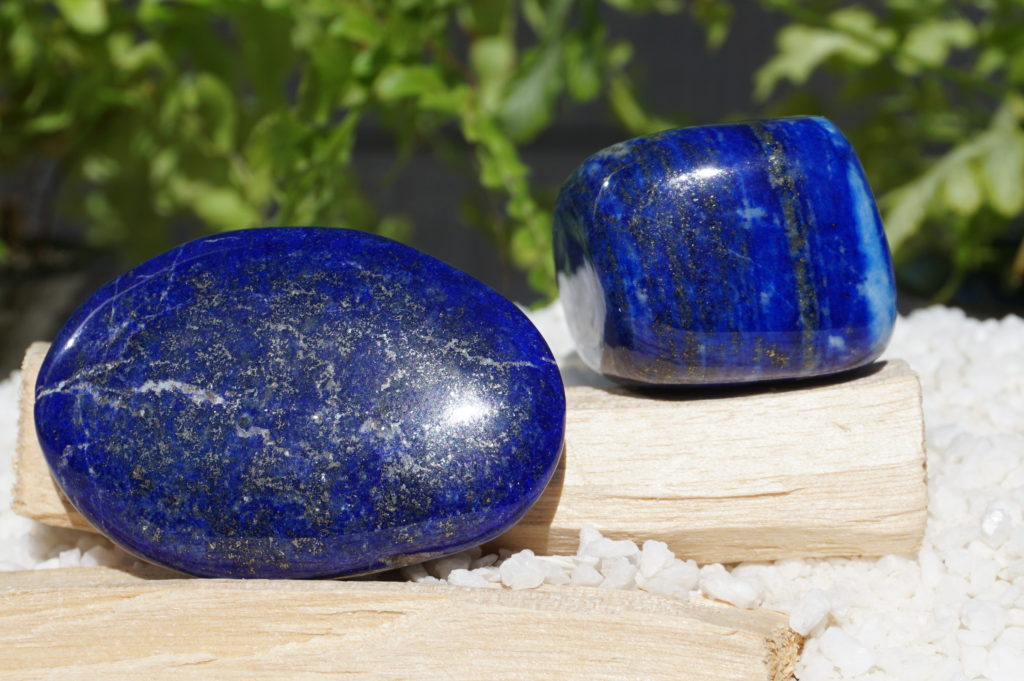 高品質「アフガニスタン産ラピスラズリ タンブル」入荷しました