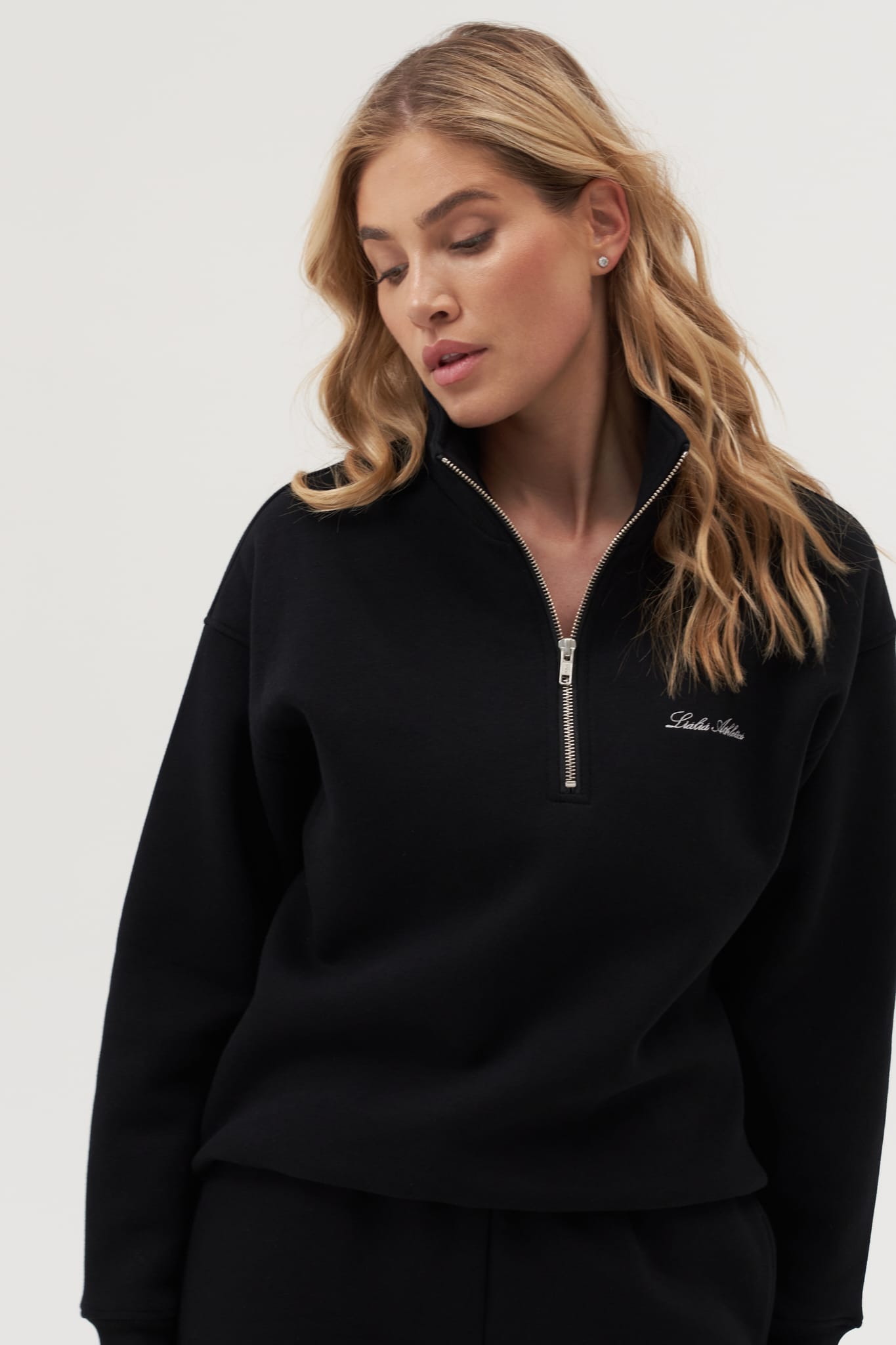 Half Zip Sweatshirt - Black. Shipping: February 25-27 - Liáliá