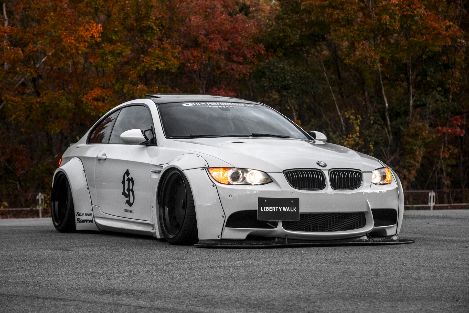 LB-WORKS BMW M3 E92 - LIBERTY WALK | リバティーウォーク