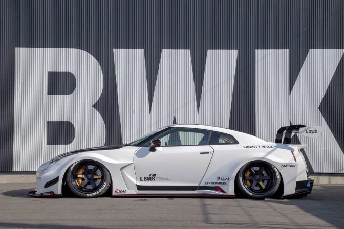 Liberty Walk | LB☆Silhouette WORKS GT 35GT-RR Body Kit - Official
