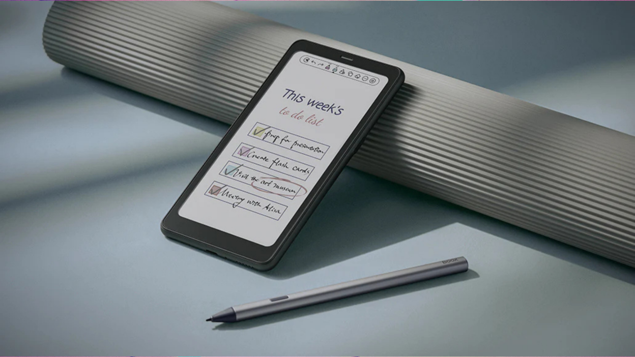 The Boox Palma 2 Pro Is a Mini Digital Notebook | Lifehacker