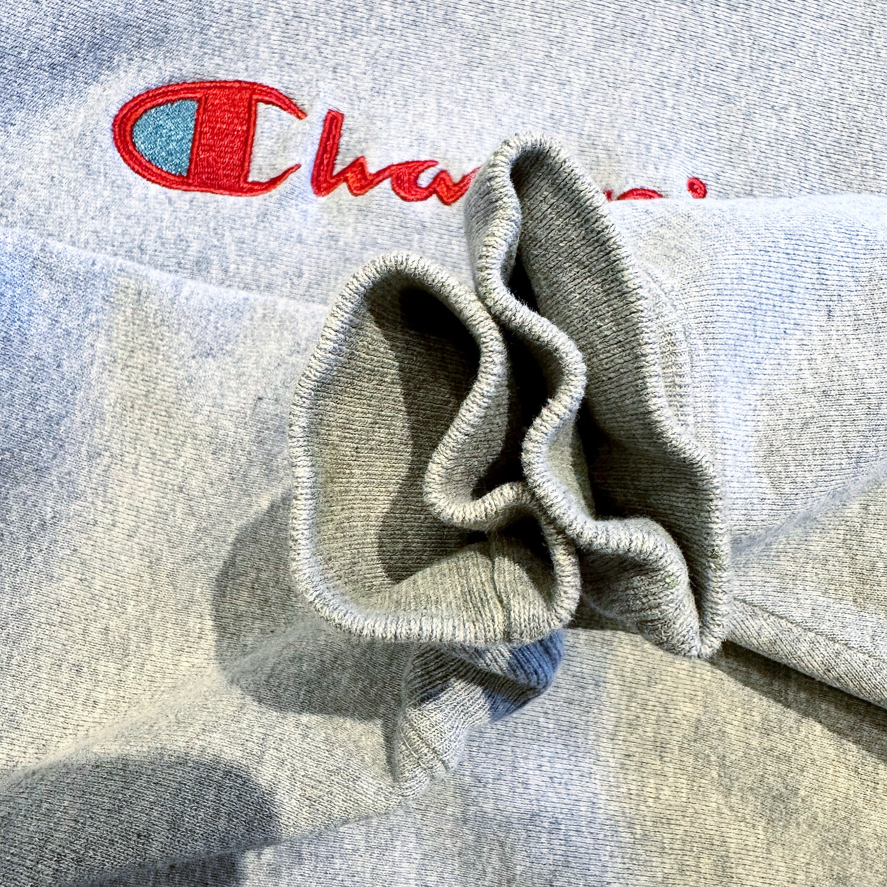 C4FDA42E-514B-472F-A37F-