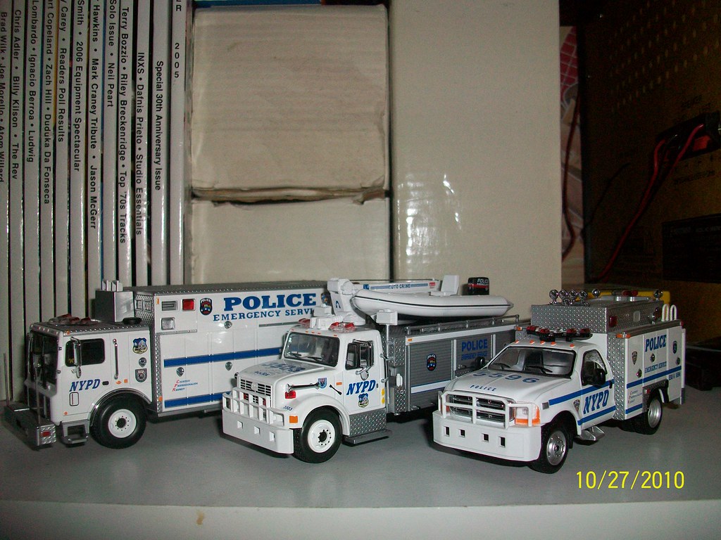 CODE 3 NYPD | my collection of CODE 3 NYPD ESU trucks (taken… | Flickr