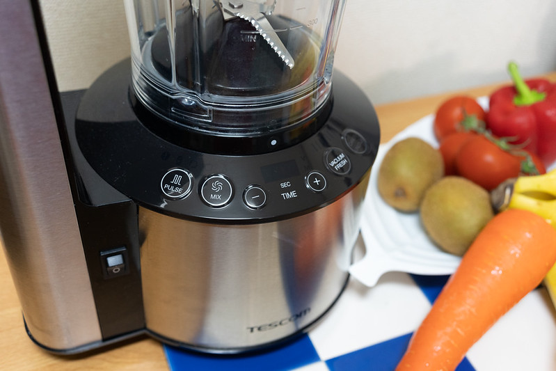 真空ミキサーで作るスムージーで自分の鮮度も保ちたい！「TESCOM