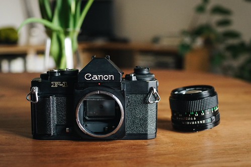 空前のフィルムカメラブーム到来【Canon NEW F-1】│MasahiroMat.com