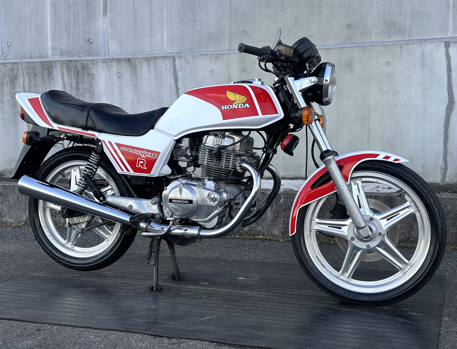 ぱふぉーま様 ヤッシー 84トリック管 ホーク バブ CB250T CB400N